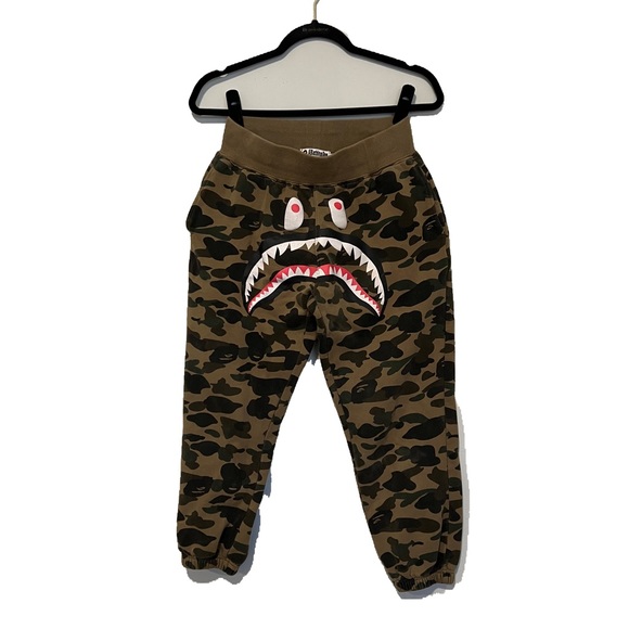 Bape Other - BAPE A Bathing Ape Boys Sweatpants 1st Camo Shark XL